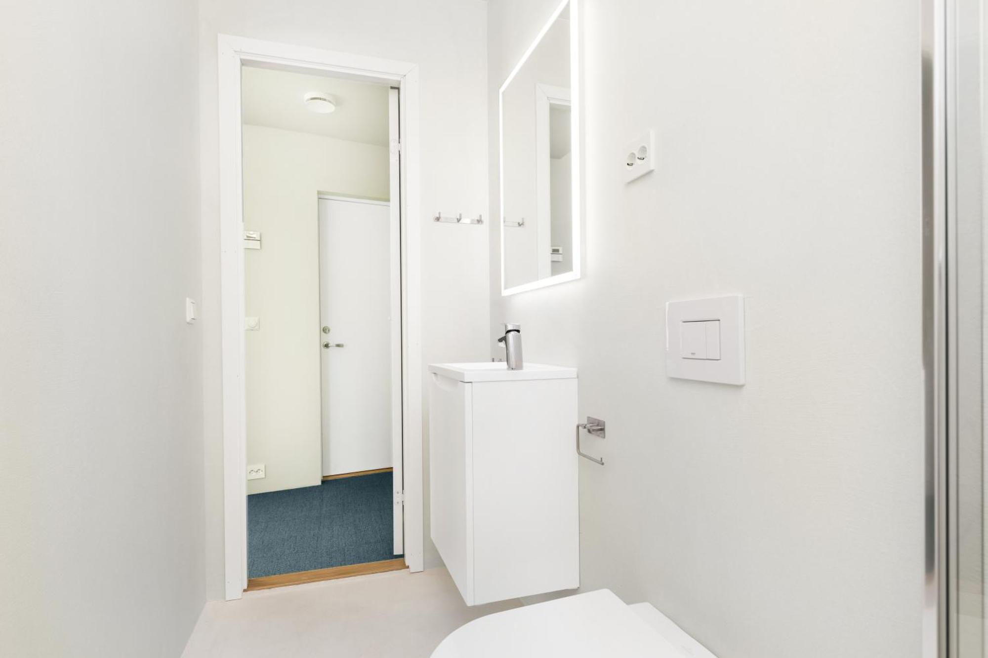 Central Guest House - Bedroom With Private Bathroom Stavanger Habitación foto