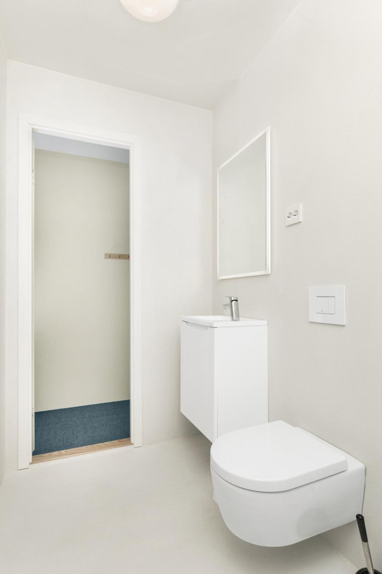 Central Guest House - Bedroom With Private Bathroom Stavanger Habitación foto